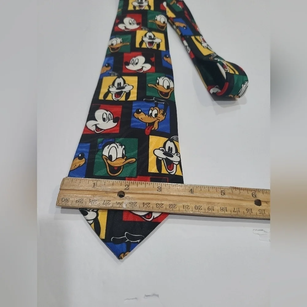 Balanone hot cakes Disney Character Patterned Tie